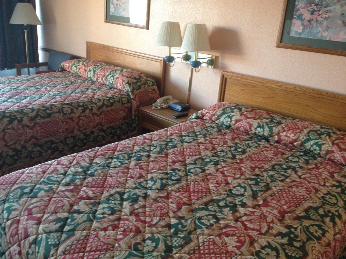 Budget Inn Express Бристоль Экстерьер фото
